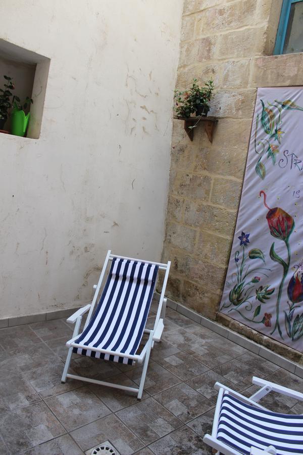 Piazzetta Acquaviva Apartment Лече Екстериор снимка